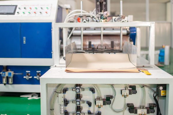 CÔNG TY TNHH SẢN XUẤT VÀ THƯƠNG MẠI HỮU HÙNG